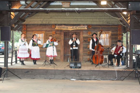 Wieczór z Krystyną Giżowską i Darkiem Bernatkiem w Radawie