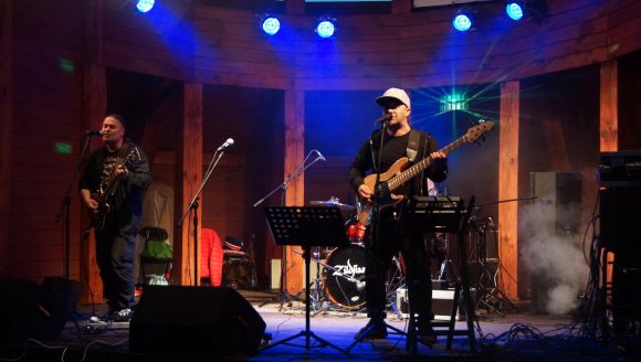 Wieczór z Piotrem Pręgowskim i Trio Spoko