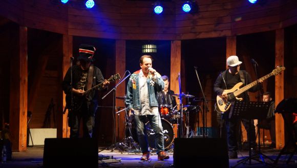 Wieczór z Piotrem Pręgowskim i Trio Spoko