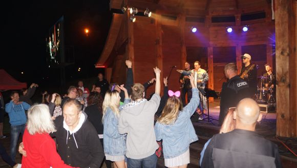 Wieczór z Piotrem Pręgowskim i Trio Spoko