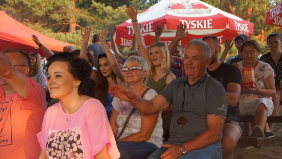 Wieczór z Kabaretem Pod Wyrwigroszem i zespołem Karczmarze